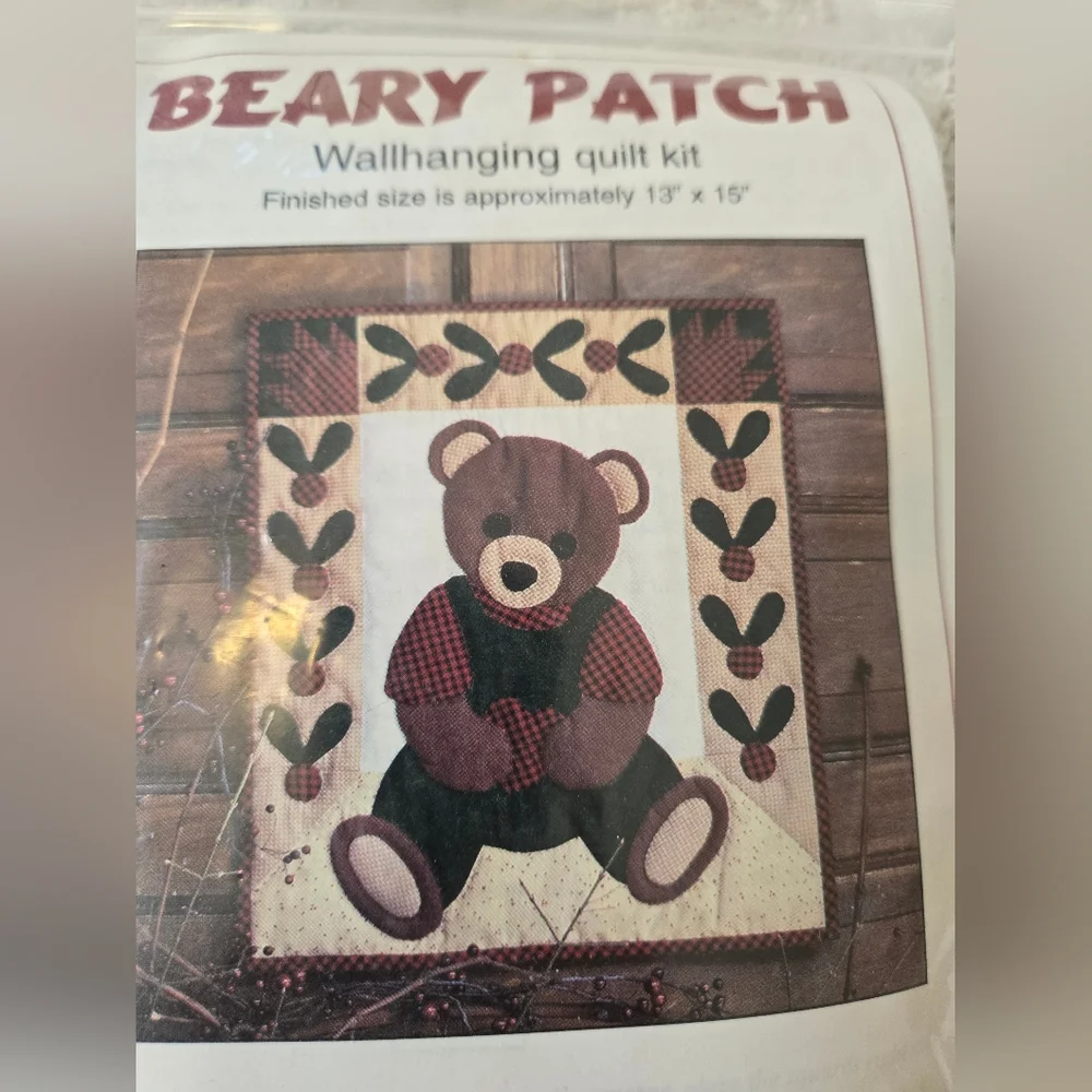 Wallhanging Quilt Kit Beary Patch Winter Bear 13×15 Complete Kit NOS NIP